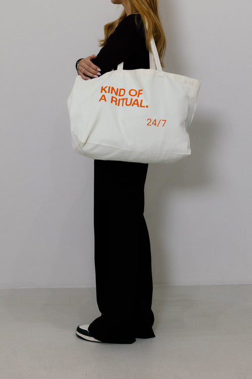 THE CLUB TOTE